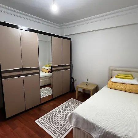 Cozy In Kadikoy Apartment